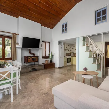 Petalo House Apartman *